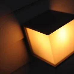 Buitenlamp wand kubus IP44 donker grijs