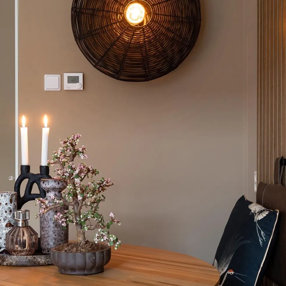 Grote wandlamp Mataka donker bruin rotan inclusief snoer