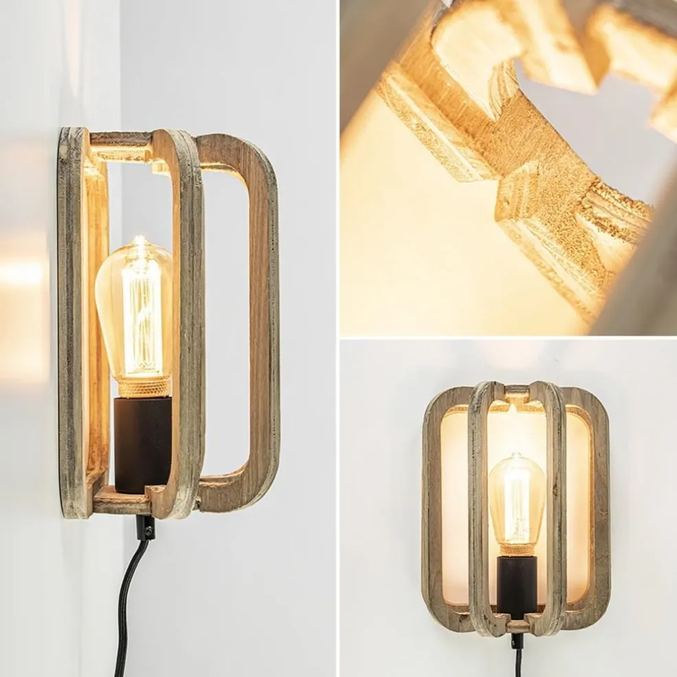 Houten wandlamp met zwarte fitting en snoer