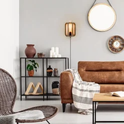 Houten wandlamp met zwarte fitting en snoer