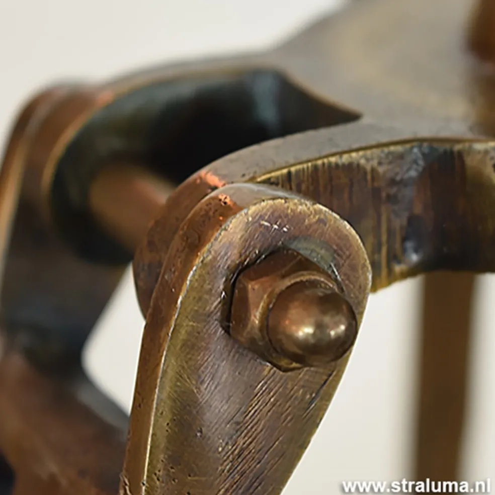 Industriele vloerlamp driepoot brons antiek