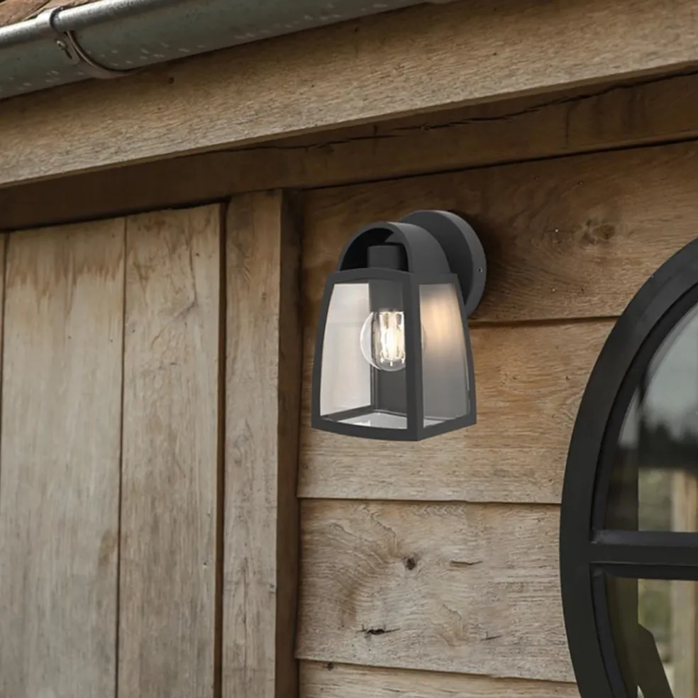 Kleine buitenlamp lantaarn wand mat zwart