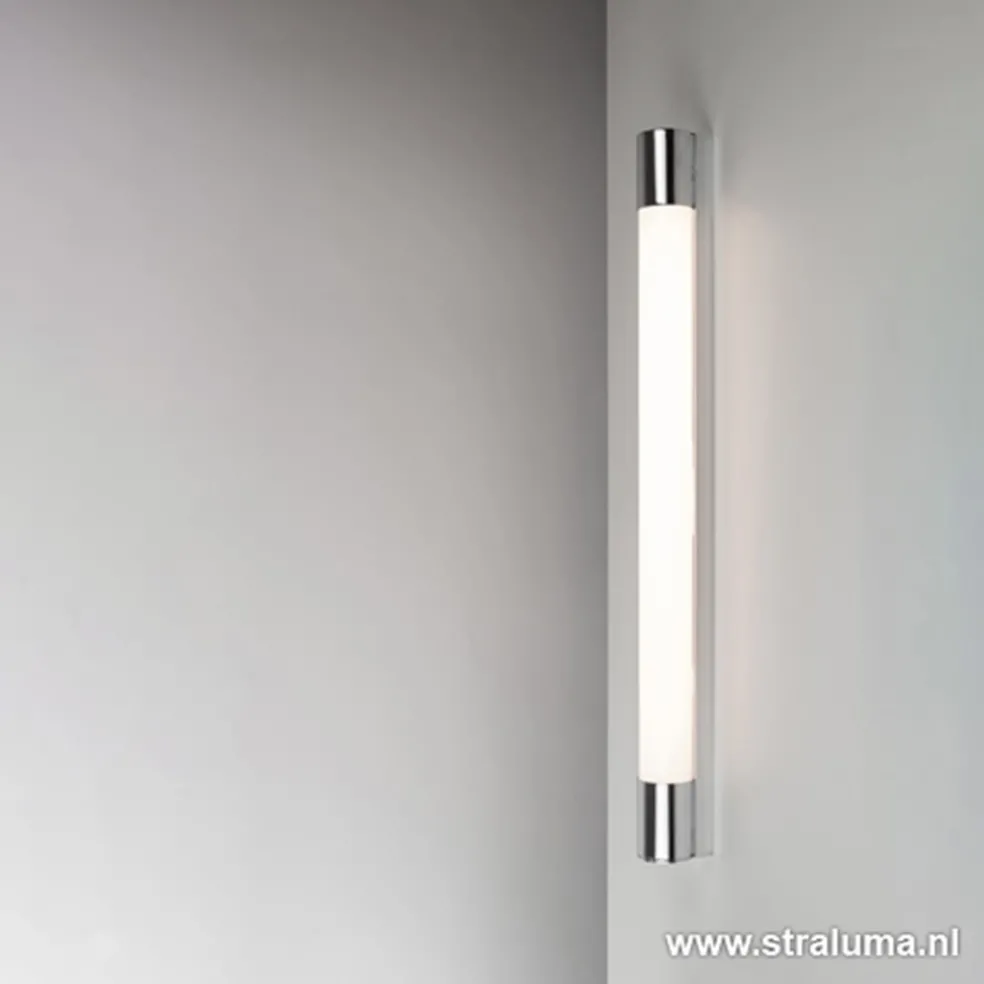 LED badkamer-wandlamp met stopcontact
