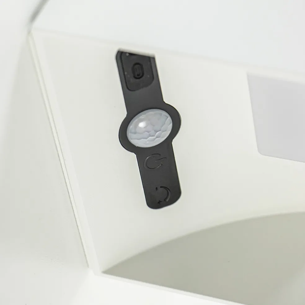 LED wandlamp oplaadbaar wit vierkant IP54