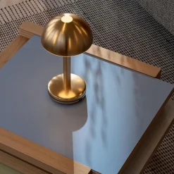 Luxe LED tafellamp oplaadbaar goud dimbaar