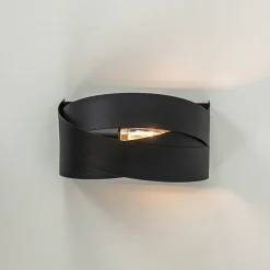 Mat zwarte wandlamp half rond E14