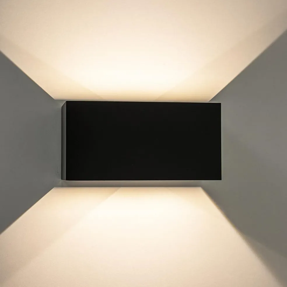 Moderne LED buitenlamp mat zwart verstelbaar IP54