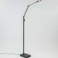 Moderne LED vloerlamp zwart met verstelbare arm