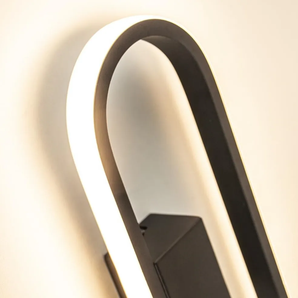 Moderne LED wandlamp zwart