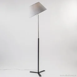 Moderne vloerlamp incl. kantelbare kap