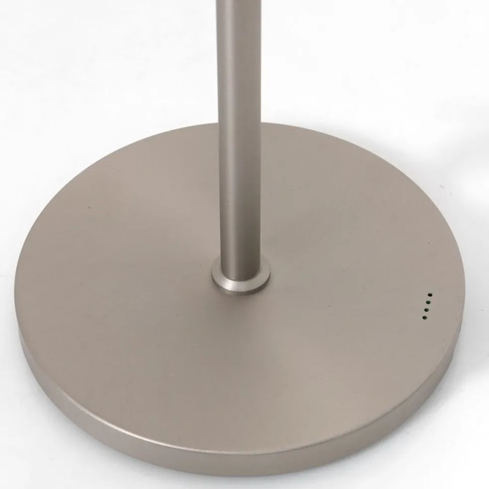 Oplaadbare LED vloerlamp op accu dimbaar