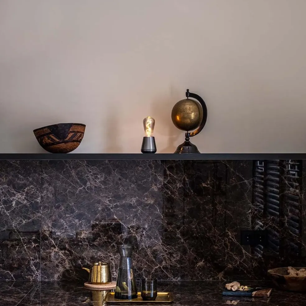 Oplaadbare tafellamp titanium met smoke lichtbron