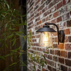 Robuuste buitenlamp wand zwart met roest en glas