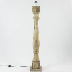 Robuuste lampvoet Robbia hout exclusief kap