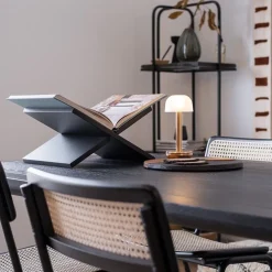 Sfeervolle tafellamp goud met frosted kapje op batterij