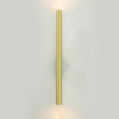 Smalle wandlamp cilinder zwart met solid brass