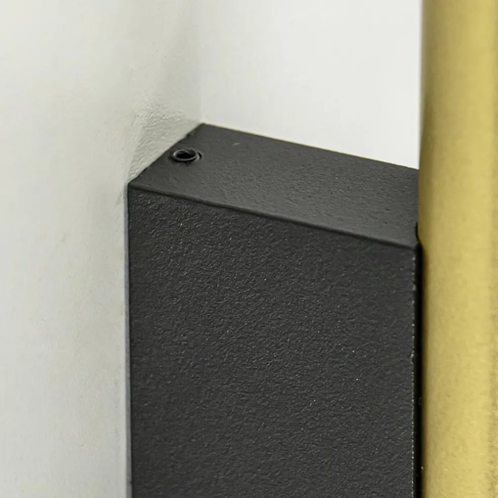 Smalle wandlamp cilinder zwart met solid brass