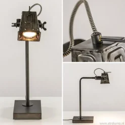 Stoere industriele tafel/bureaulamp black steel