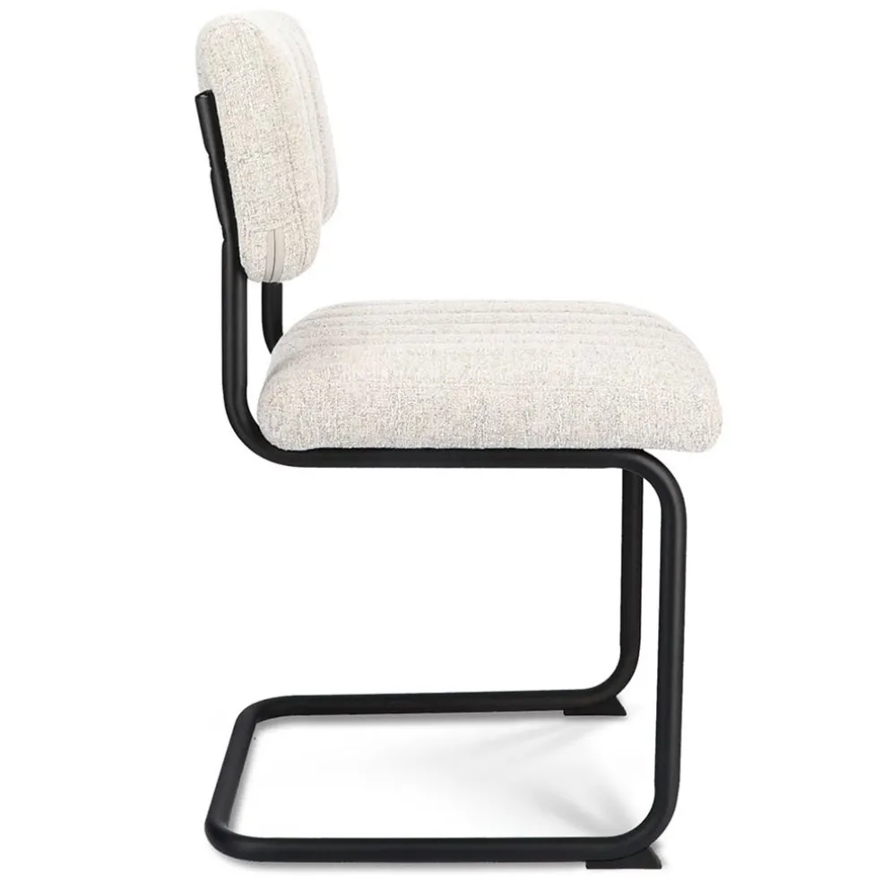 Stoffen eetkamerstoel met zwart metalen frame