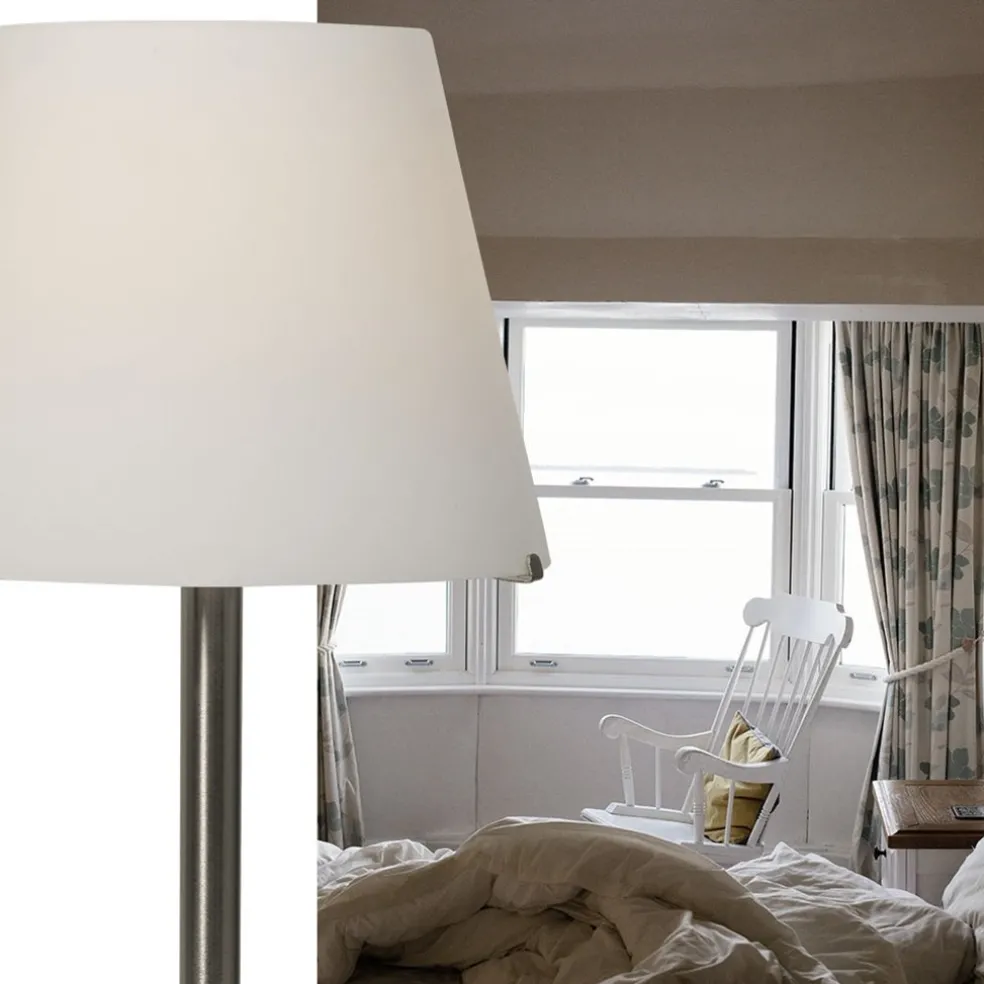 Tafellamp Calabro rvs met wit glas