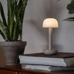 Tafellamp op batterij beige met frosted kap