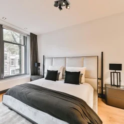 Vierkante opbouwspot 4L zwart verstelbaar