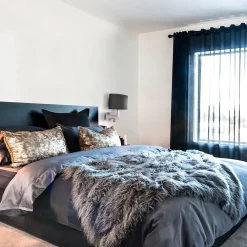 Wandlamp New Oval kap zwart led