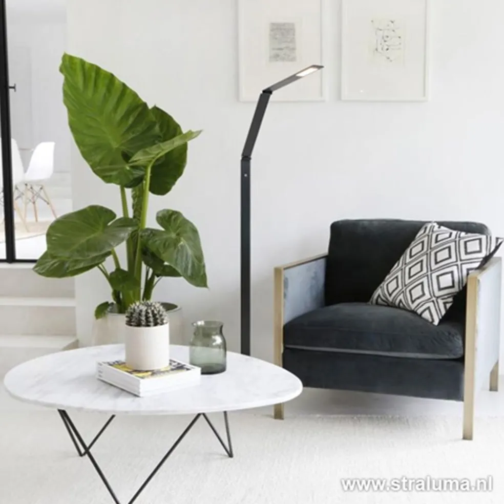 Zwarte led vloerlamp met touchdimmer